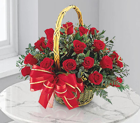 Rosy Cuddles-Red,Rose,Arrangement,Basket